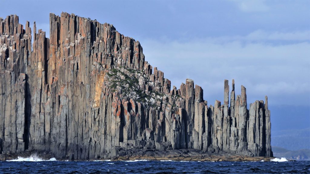 Voyage Log: Circumnavigation Of Tasmania - Coral Discoverer