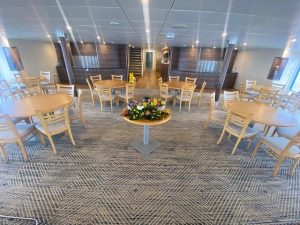Coral Discoverer - new carpet in dining room