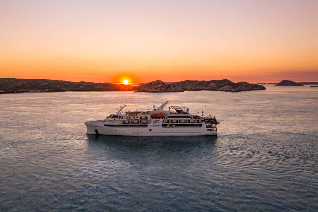 Coral Expeditions - The Kimberley Cruise (1) (1)