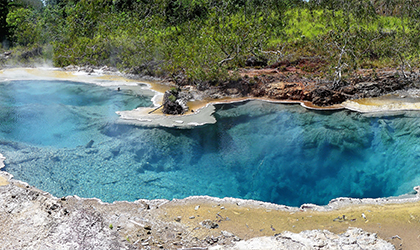 Dei-Dei-Hot-Springs-with-Coral-Expeditions